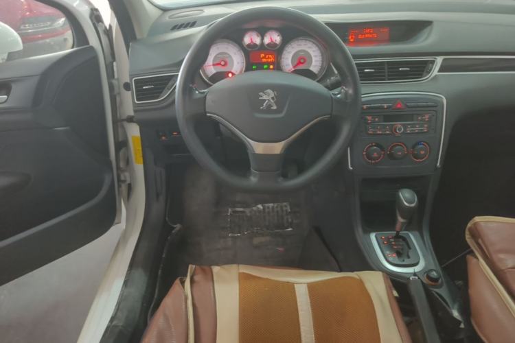 Used Peugeot 308 2014 Enjoy Edition Classic 1.6L Automatic Premium Model Steering Wheel