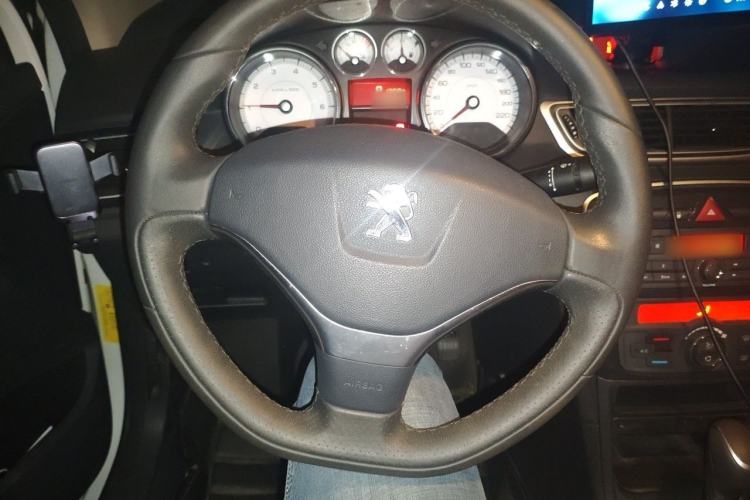 Used Peugeot 308 2014 Enjoyment Edition Classic 1.6L Automatic Fashion Model Steering Wheel