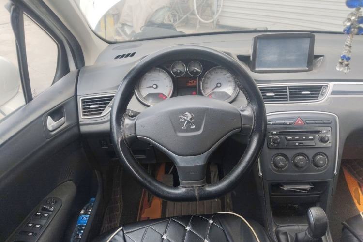 Used Peugeot 308 2014 Enjoy Edition Classic 1.6L Manual YouShang Model Steering Wheel