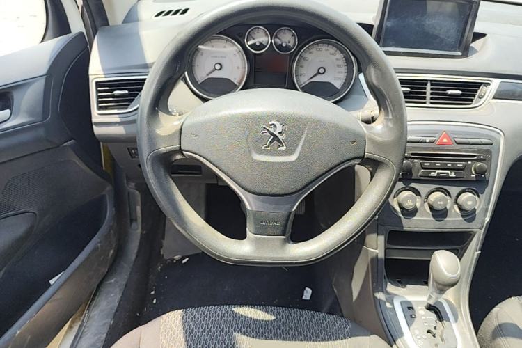 Used Peugeot 308 2014 Enjoy Edition Classic 1.6L Automatic Premium Model Steering Wheel