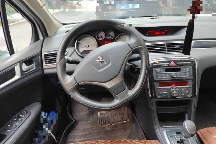 Used Peugeot 308 2014 Enjoy Edition Classic 1.6L Automatic Premium Model Steering Wheel