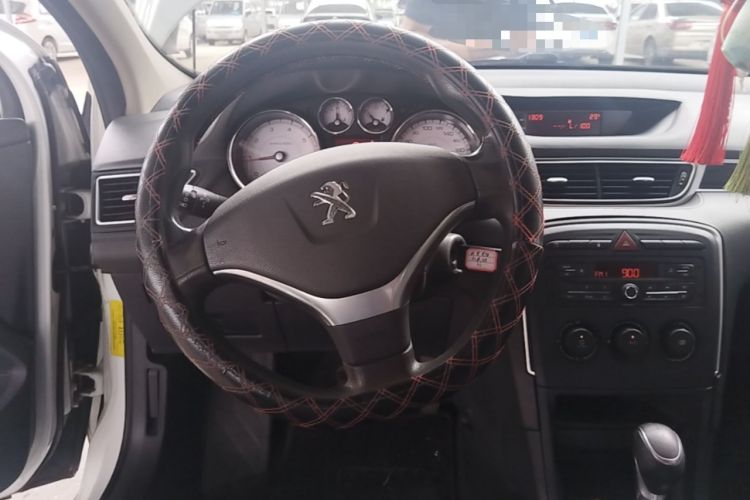 Used Peugeot 308 2014 Enjoy Edition Classic 1.6L Automatic Premium Model Steering Wheel