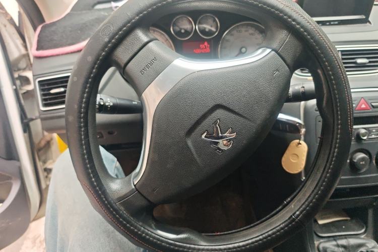 Used Peugeot 308 2014 Enjoy Edition Classic 1.6L Manual YouShang Model Steering Wheel
