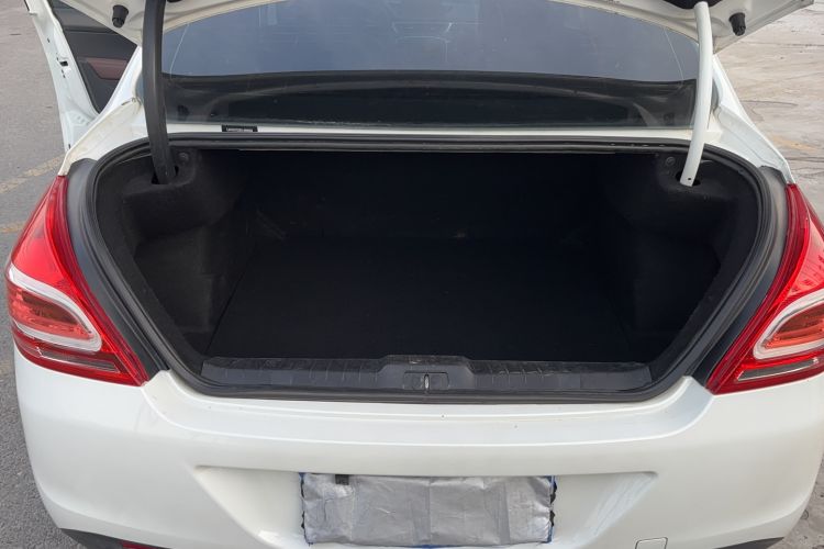 Used Peugeot 308 2014 Enjoy Edition Classic 1.6L Manual YouShang Model Trunk