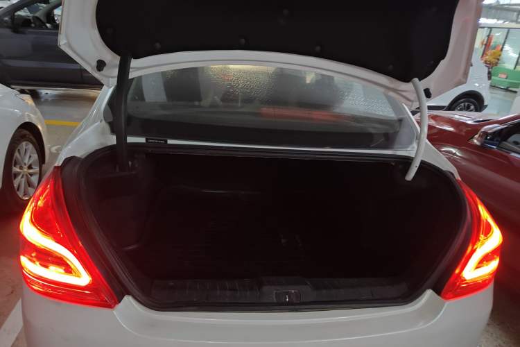 Used Peugeot 308 2014 Enjoy Edition Classic 1.6L Automatic Premium Model Trunk