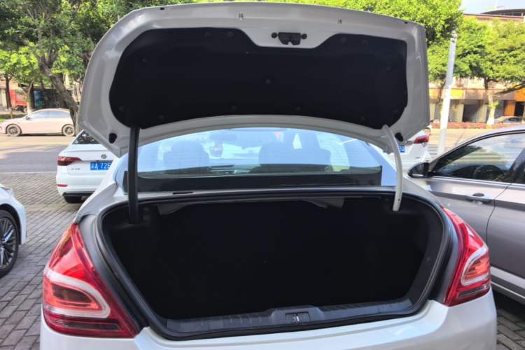 Used Peugeot 308 2014 Enjoyment Edition Classic 1.6L Automatic Fashion Model Trunk