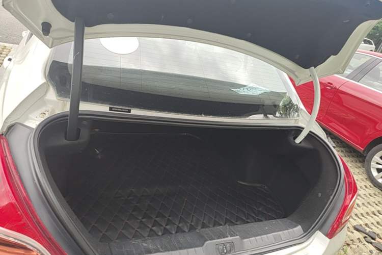 Used Peugeot 308 2014 Enjoyment Edition Classic 1.6L Automatic Fashion Model Trunk