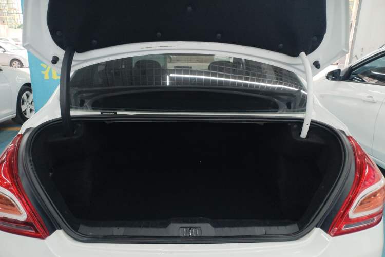 Used Peugeot 308 2014 Enjoyment Edition Classic 1.6L Automatic Fashion Model Trunk