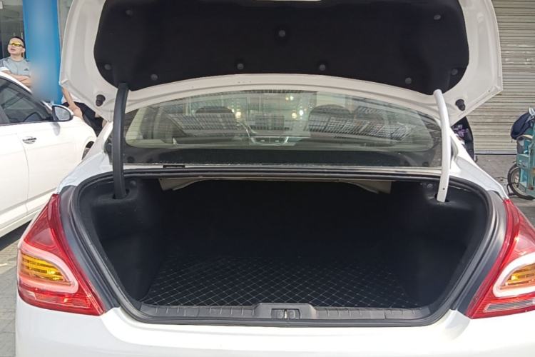 Used Peugeot 308 2014 Enjoyment Edition Classic 1.6L Automatic Fashion Model Trunk