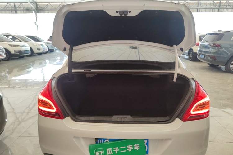 Used Peugeot 308 2014 Enjoy Edition Classic 1.6L Manual YouShang Model Trunk