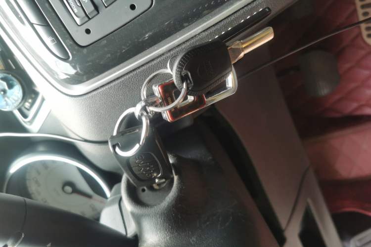 Used Peugeot 308 2014 Enjoyment Edition Classic 1.6L Automatic Fashion Model Vehicle Key