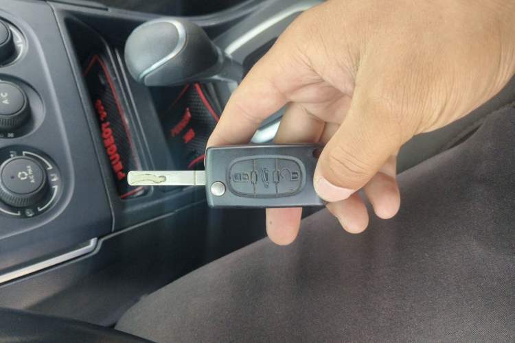 Used Peugeot 308 2014 Enjoy Edition Classic 1.6L Automatic Premium Model Vehicle Key