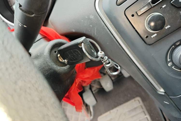 Used Peugeot 308 2014 Enjoy Edition Classic 1.6L Manual YouShang Model Vehicle Key