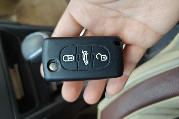 Used Peugeot 308 2014 Enjoy Edition Classic 1.6L Automatic Premium Model Vehicle Key