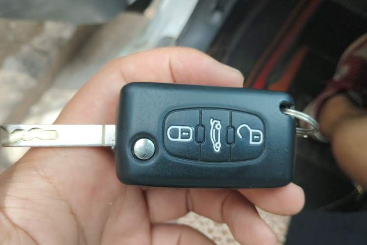 Used Peugeot 308 2014 Enjoyment Edition Classic 1.6L Automatic Fashion Model Vehicle Key