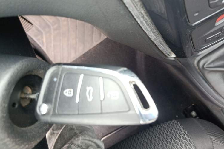 Used Peugeot 308 2014 Enjoy Edition Classic 1.6L Manual Fashion Model Vehicle Key
