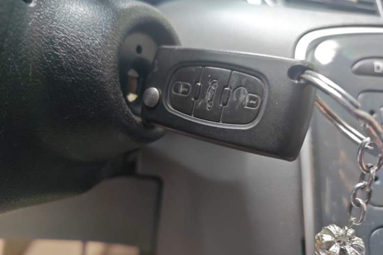 Used Peugeot 308 2014 Enjoyment Edition Classic 1.6L Automatic Fashion Model Vehicle Key