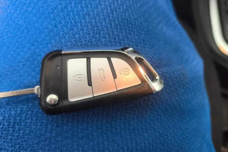 Used Peugeot 308 2014 Enjoyment Edition Classic 1.6L Automatic Fashion Model Vehicle Key