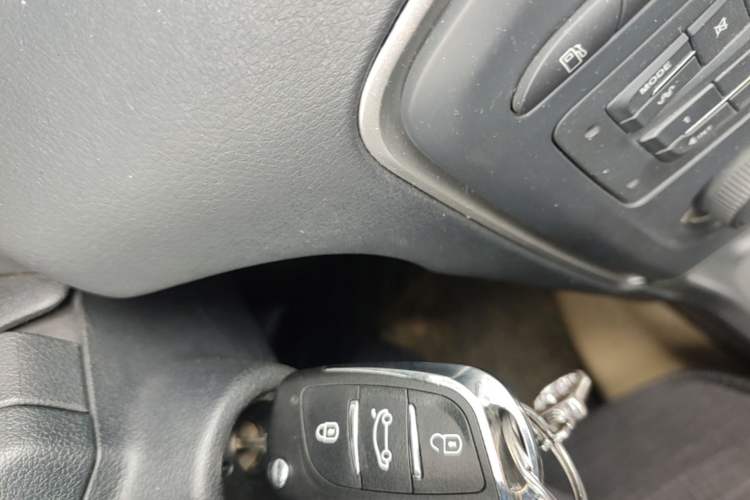 Used Peugeot 308 2014 Enjoy Edition Classic 1.6L Automatic Premium Model Vehicle Key