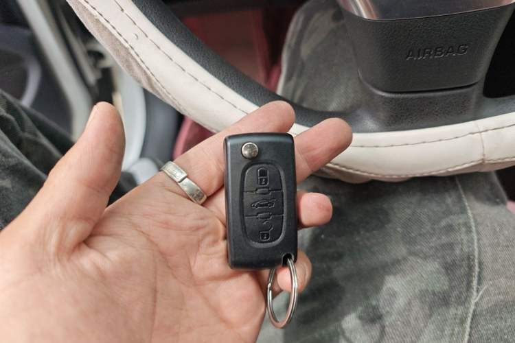Used Peugeot 308 2014 Enjoy Edition Classic 1.6L Automatic Premium Model Vehicle Key