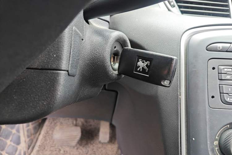 Used Peugeot 308 2014 Enjoy Edition Classic 1.6L Automatic Premium Model Vehicle Key