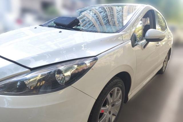 Used Peugeot 308 2014 Enjoy Edition Classic 1.6L Manual Fashion Model