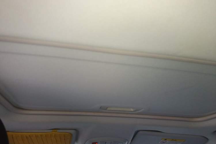 Used Peugeot 308 2016 350THP Automatic Prestige Edition Headliner