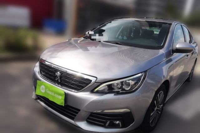 Ojetý Peugeot 308 2016 1.6L Automatic Luxury Edition