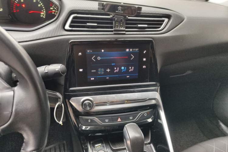 Used Peugeot 308 2016 1.6L Automatic Luxury Edition Audio And AC Panel