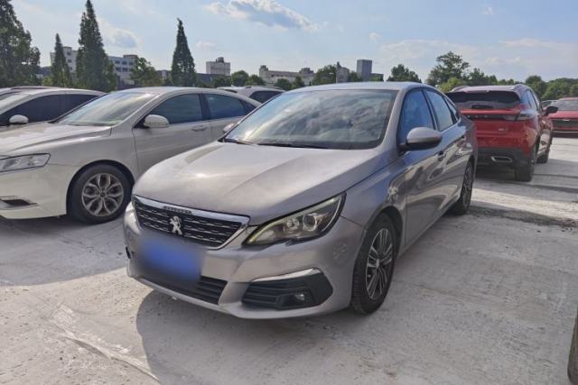 Używany Peugeot 308 2016 1.6L Automatic Luxury Edition