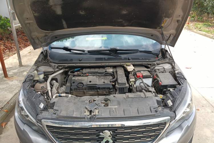 Used Peugeot 308 2016 1.6L Automatic Luxury Edition Engine Bay