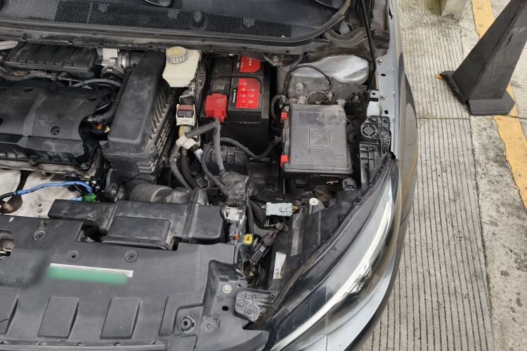 Used Peugeot 308 2016 1.6L Automatic Luxury Edition Engine Bay Left