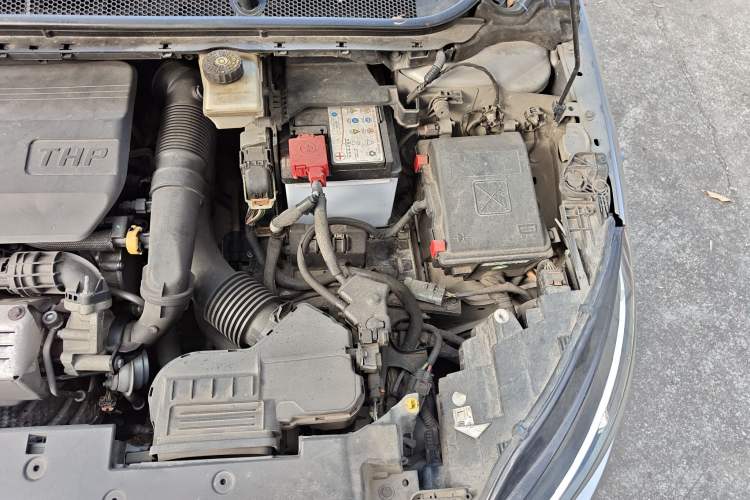 Used Peugeot 308 2016 230THP Automatic Luxury Edition Engine Bay Left