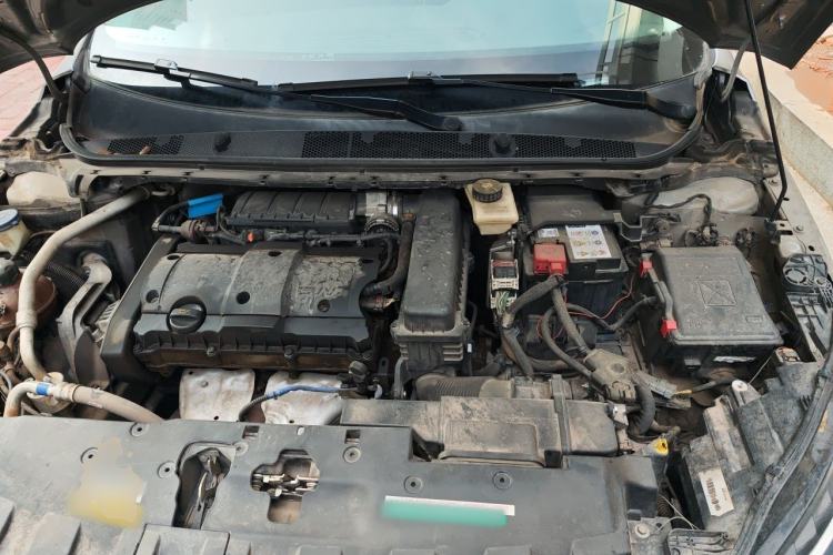 Used Peugeot 308 2016 1.6L Manual Fashion Edition Engine Bay