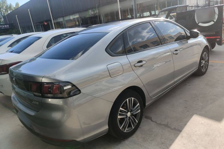 Used Peugeot 308 2016 1.6L Manual Fashion Edition Exterior 3