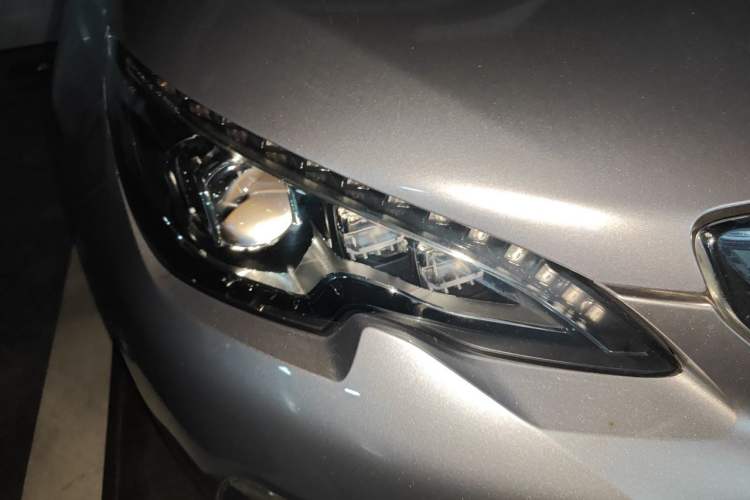Used Peugeot 308 2016 350THP Automatic Prestige Edition Exterior 6