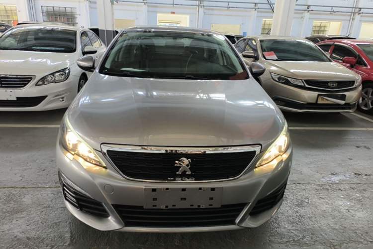 Used Peugeot 308 2016 1.6L Automatic Fashion Edition Front