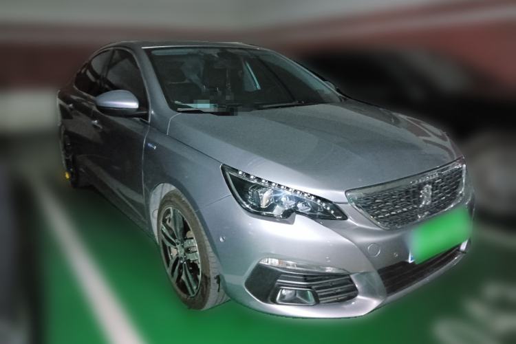 Used Peugeot 308 2016 350THP Automatic Prestige Edition Front Right 45 Deg