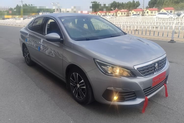 Used Peugeot 308 2016 1.6L Automatic Luxury Edition Front Right 45 Deg