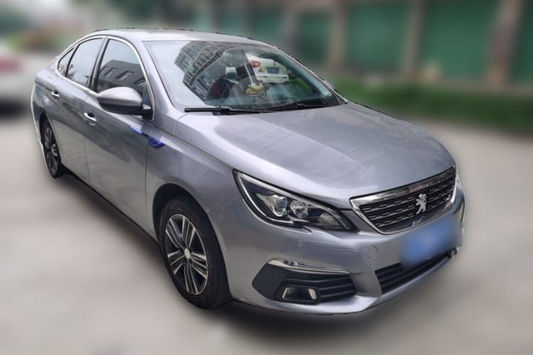 Used Peugeot 308 2016 1.6L Automatic Luxury Edition Front Right 45 Deg