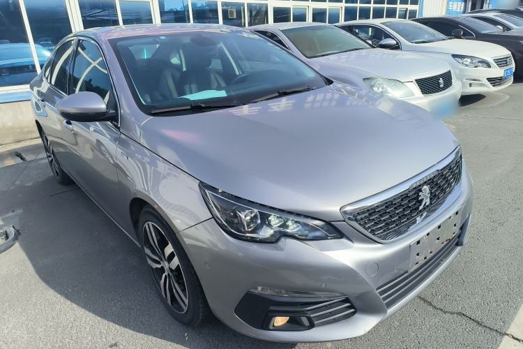 Used Peugeot 308 2016 350THP Automatic Prestige Edition Front Right 45 Deg
