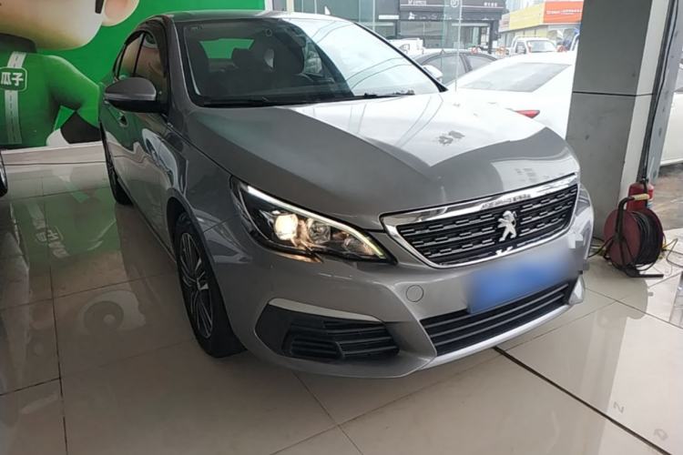 Used Peugeot 308 2016 1.6L Manual Fashion Edition Front Right 45 Deg