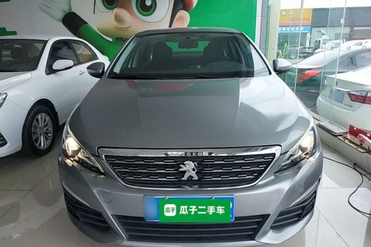 Used Peugeot 308 2016 1.6L Manual Fashion Edition Front
