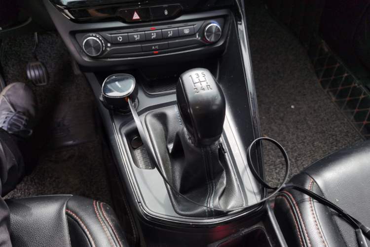 Used Peugeot 308 2016 1.6L Manual Fashion Edition Gear Lever
