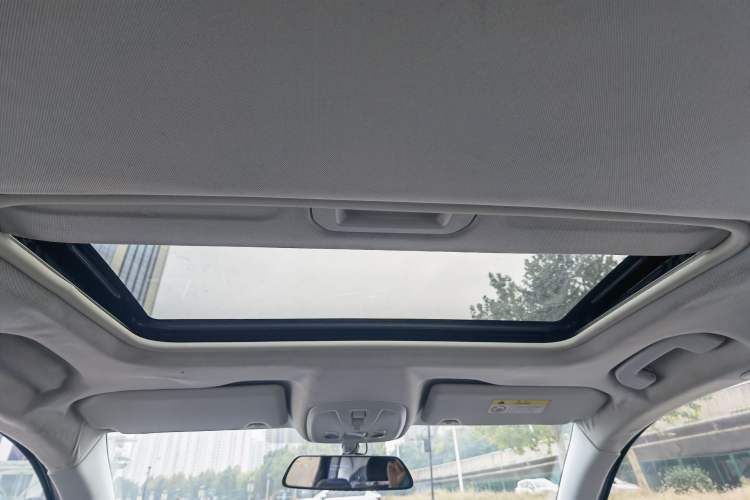 Used Peugeot 308 2016 1.6L Automatic Luxury Edition Headliner