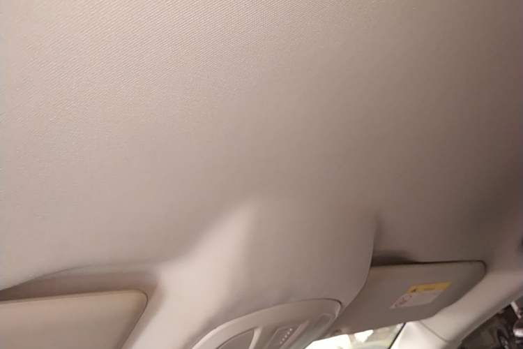 Used Peugeot 308 2016 1.6L Manual Fashion Edition Headliner