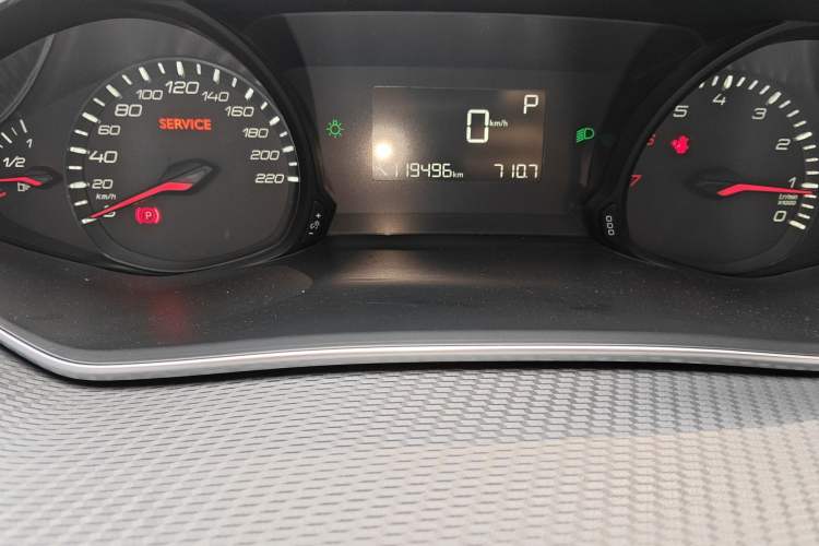 Used Peugeot 308 2016 1.6L Automatic Luxury Edition Instrument Cluster