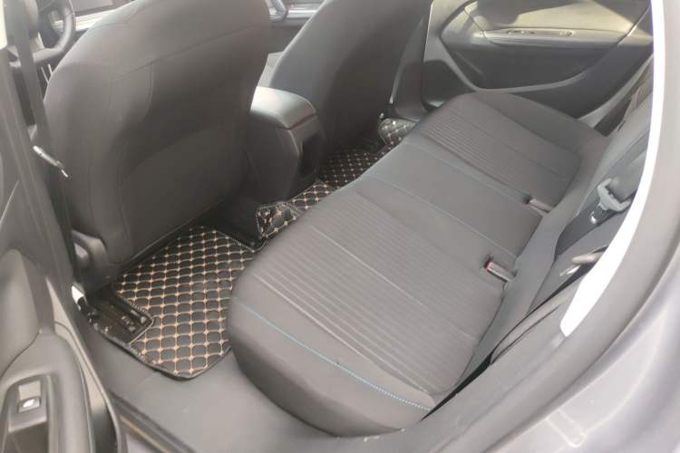 Used Peugeot 308 2016 1.6L Manual Fashion Edition Interior 1