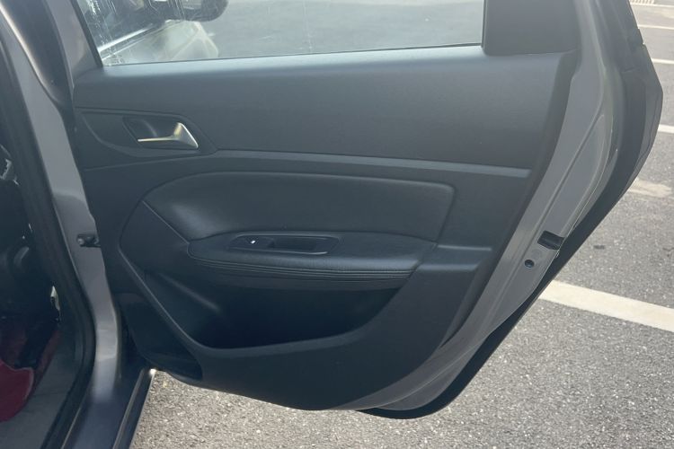 Used Peugeot 308 2016 1.6L Automatic Luxury Edition Interior 12