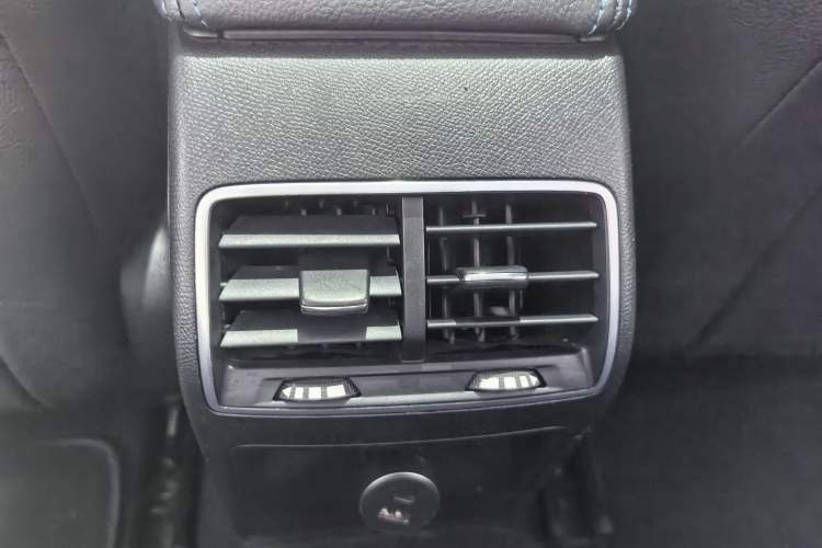 Used Peugeot 308 2016 350THP Automatic Prestige Edition Interior 14